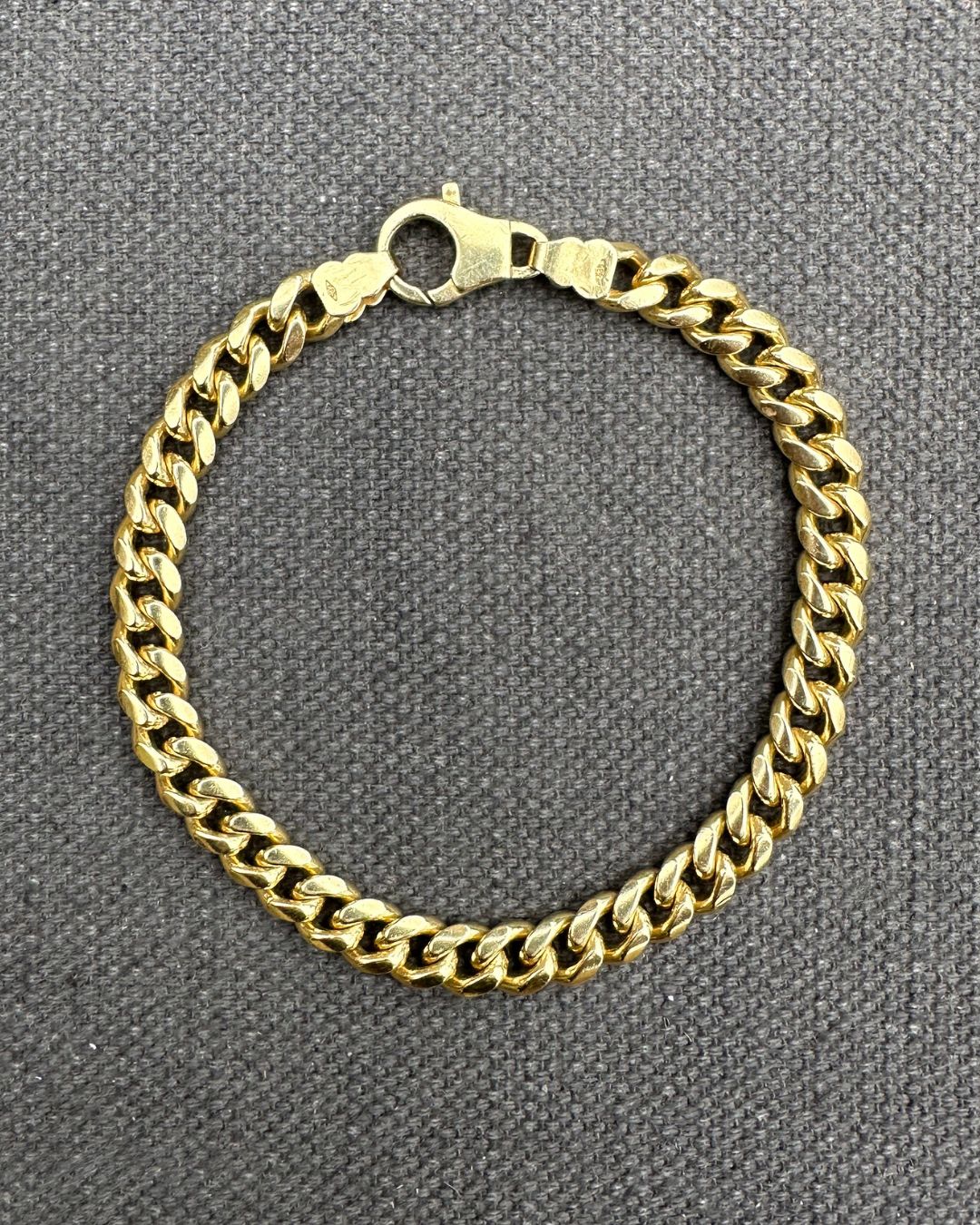 9ct Gold ‘Pre-Loved Flat-Curb’ Vintage Bracelet Hand Curated by Ariana Watling Lacock Wiltshire