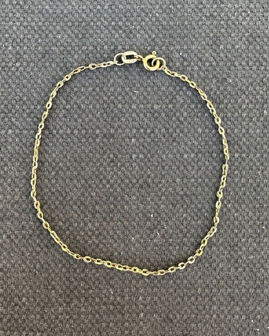 9ct Gold ‘Pre-Loved’ Fine Chain Bracelet  Hand Curated by Ariana Watling Lacock Wiltshire