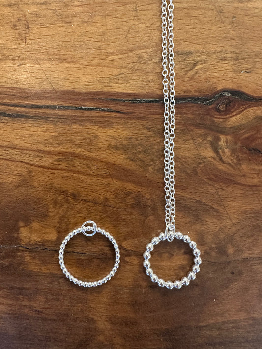 Sterling Silver Single Link ‘Beaded’ Ring Pendant